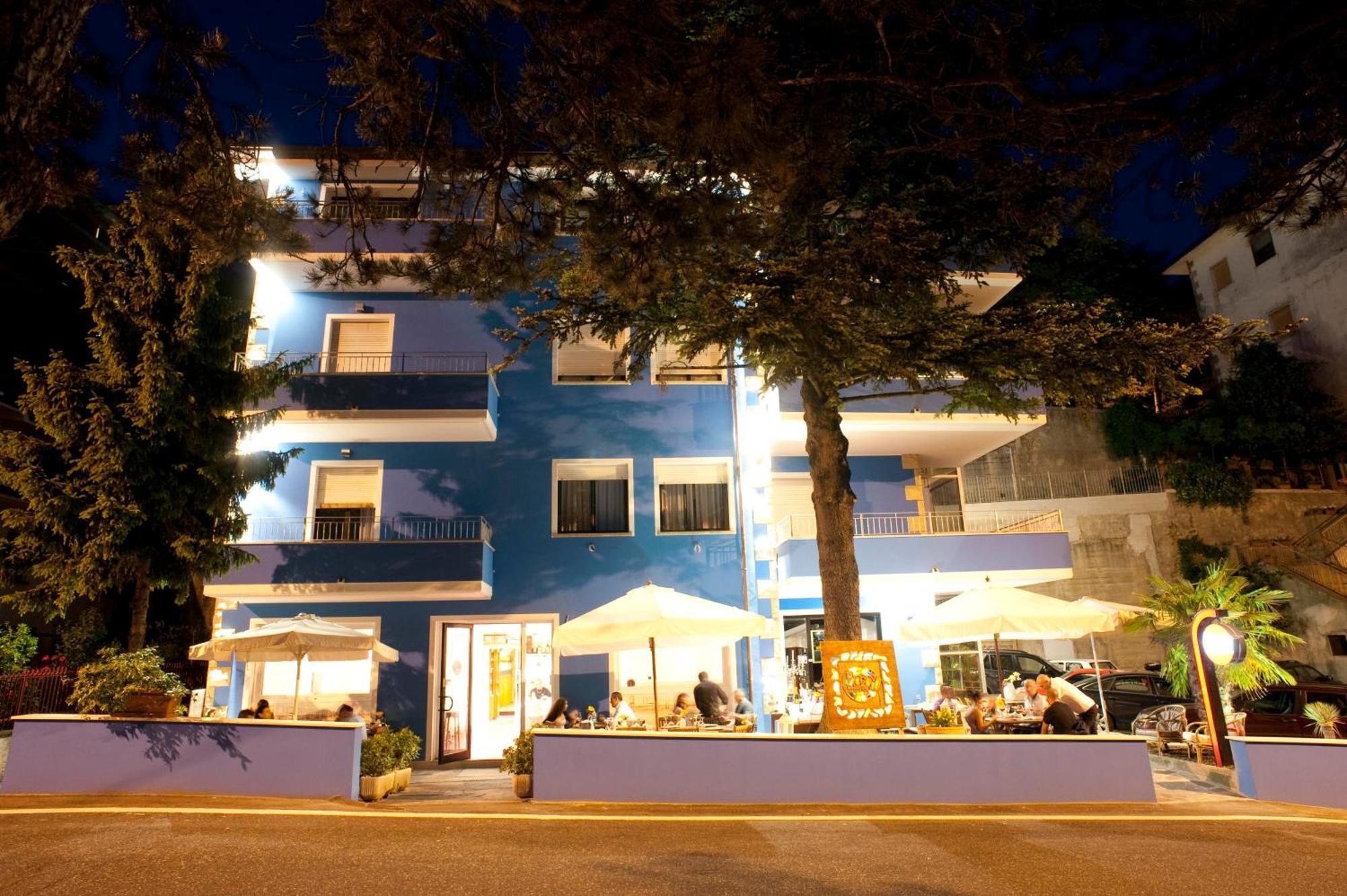 Hotel Silvana Сан-Марино Экстерьер фото