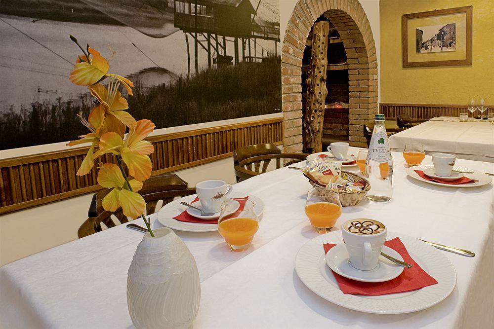 Hotel Silvana Сан-Марино Экстерьер фото